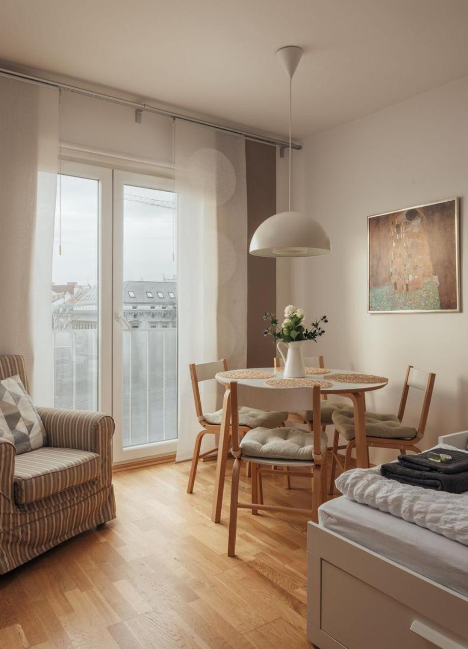 Modern Vienna Apartment In Prime Location Exterior photo