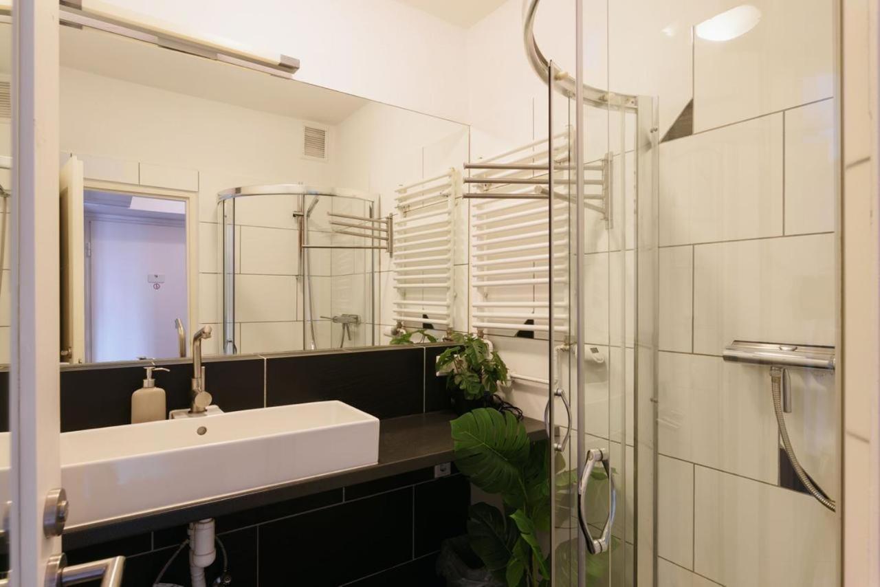 Modern Vienna Apartment In Prime Location Exterior photo