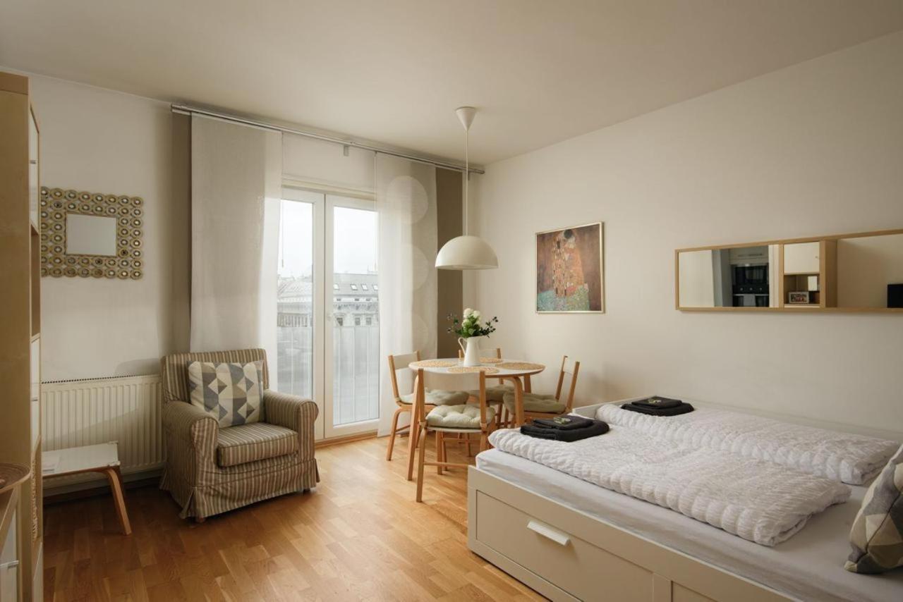 Modern Vienna Apartment In Prime Location Exterior photo