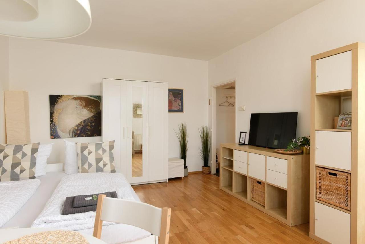 Modern Vienna Apartment In Prime Location Exterior photo
